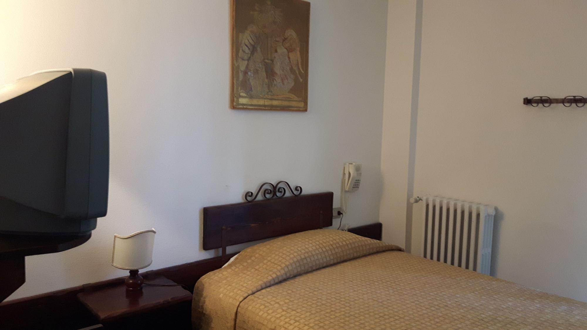 Hotel Gio Wine E Jazz Area Perugia Dış mekan fotoğraf